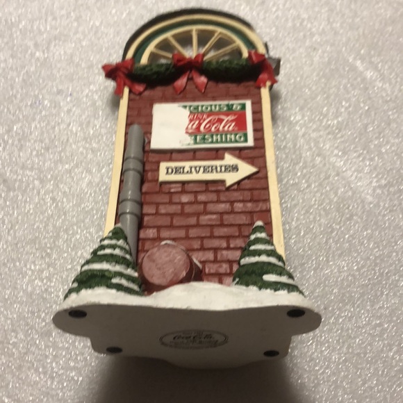 Vintage Coca Cola 1995 North Pole Bottling Works Collection - Picture 3 of 16